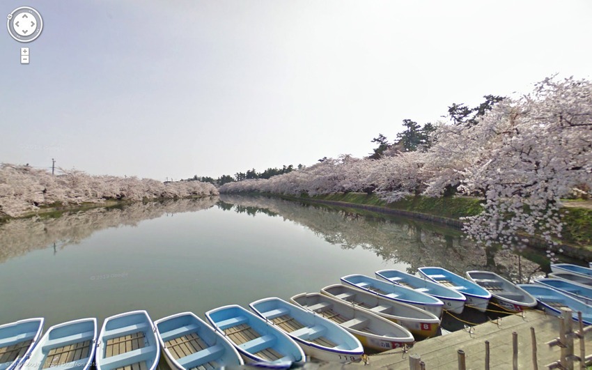 Boats with cherry blossom - Image Google via Oessa